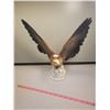 Image 1 : Eagle figurine 12"W x 14"H