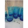 Image 2 : 9 Blue drinking glasses & pyrex juice pitcher