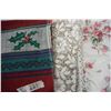 Image 2 : 3 Vintage table cloths
