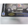 Image 3 : New Ray 1:32 Peterbilt 379 semi-truck diecast model in box - 52803