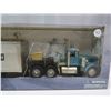 Image 2 : New Ray 1:32 Kenworth W900 semi-truck and trailer diecast model in box - 11973