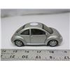 Image 1 : 1:32 Volkswagen New Beetle pull-back diecast model - SS 5743