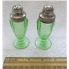 Image 2 : Green depression glass Uranium glass salt & peppers - floral pointsettia pattern