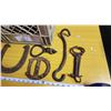 Image 3 : Misc antique cast iron pieces & copper - door handles, horse shoes, etc.