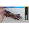 Image 2 : Hot Wheels 4/5 Batmobile toy car - sealed