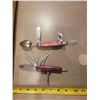 Image 2 : 5 pocket knives- 1 camping, 1 "Swiss Army", 2 miniature