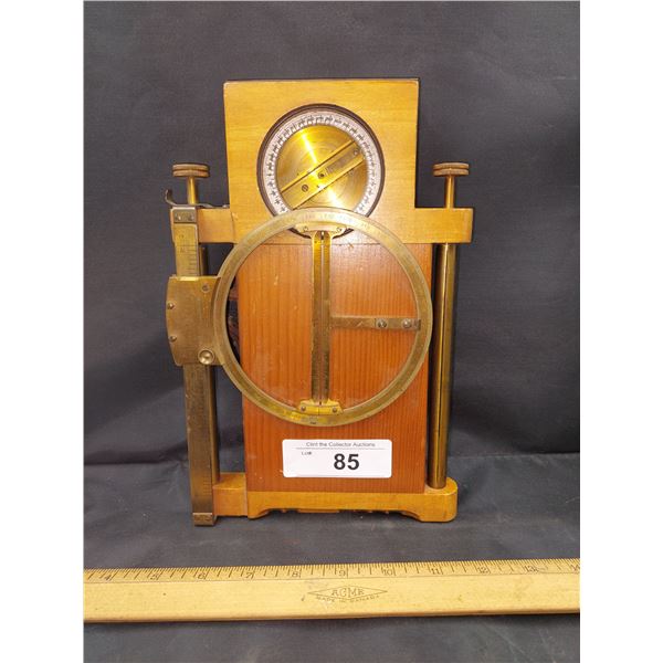 Vintage Measuring Instrument