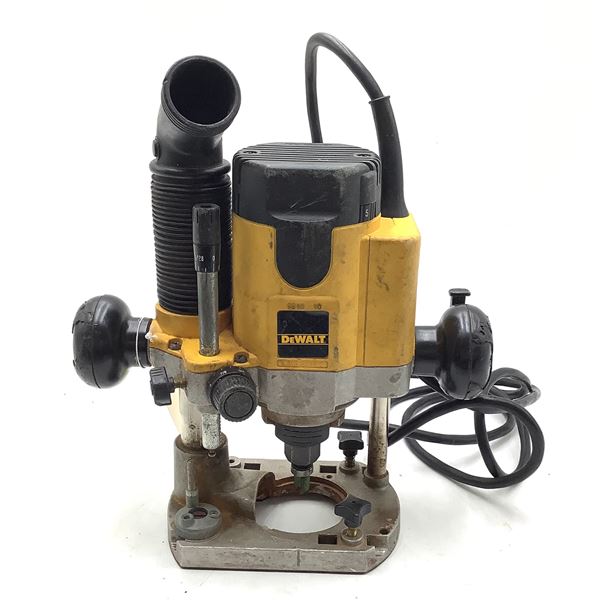 DeWalt 120 V 2 HP Plunge Router