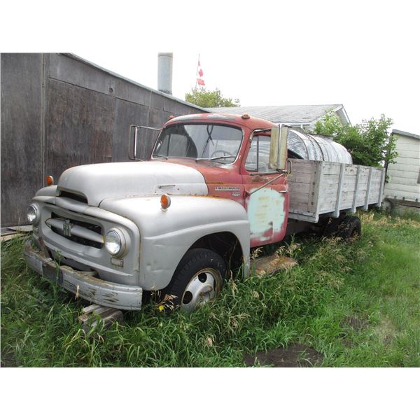 Homemade Water Truck made from Bus Chassis with 500 Gallon Water Tank