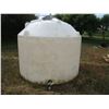 Image 1 : 1000+ Gallon Plastic Water Tank with Valve