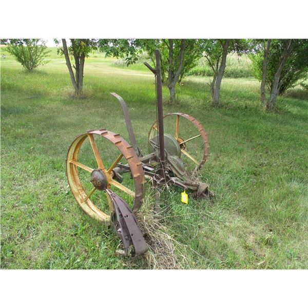 Vintage John Deere No. 4 Sickle Mower for Parts with Original Cover Caps