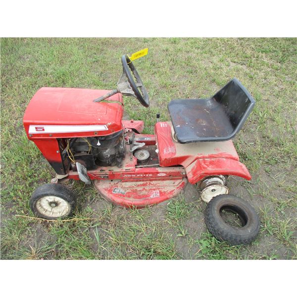 Vintage MTD Lawn Flite Mower - 5 Hp, Needs Back Tires