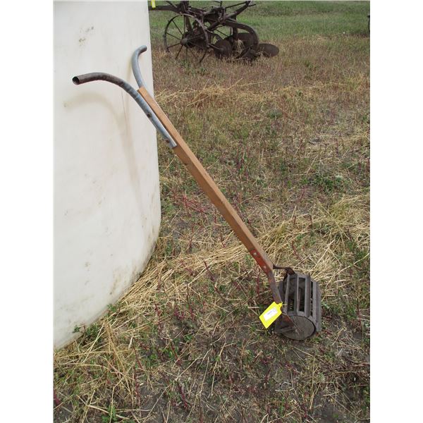 Vintage Garden Cultivator