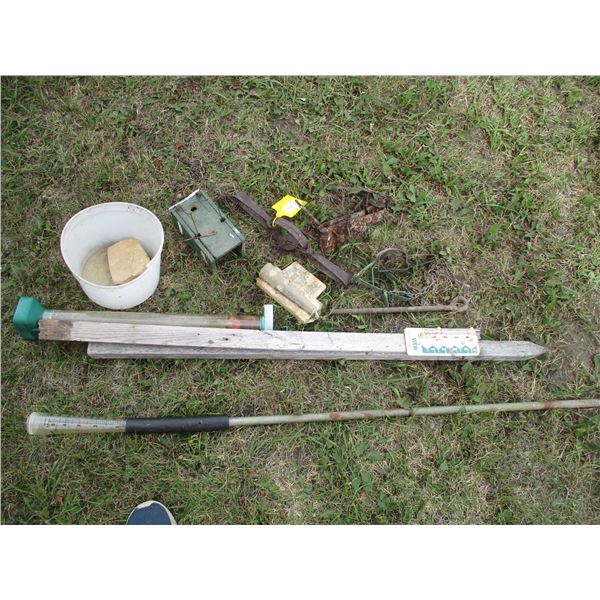 Mole Trap, Rain Gauge, Animal Traps