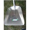 Image 2 : Aluminum Shovel