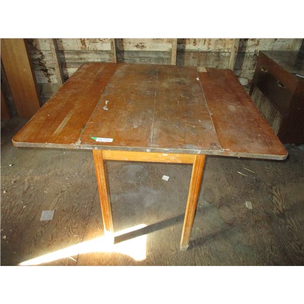 Vintage Drop Leaf Table (45 x 45" Open - 23 x 23" Closed)