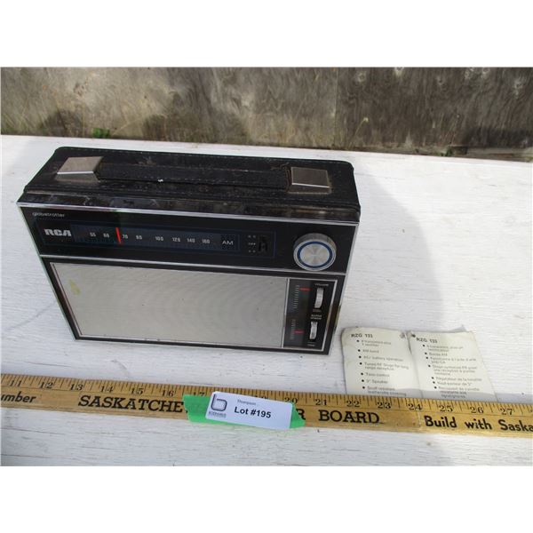 RCA Globetrotter Radio (Working)