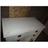 Image 3 : Small 4 Drawer Dresser (40 x 21") with Casters