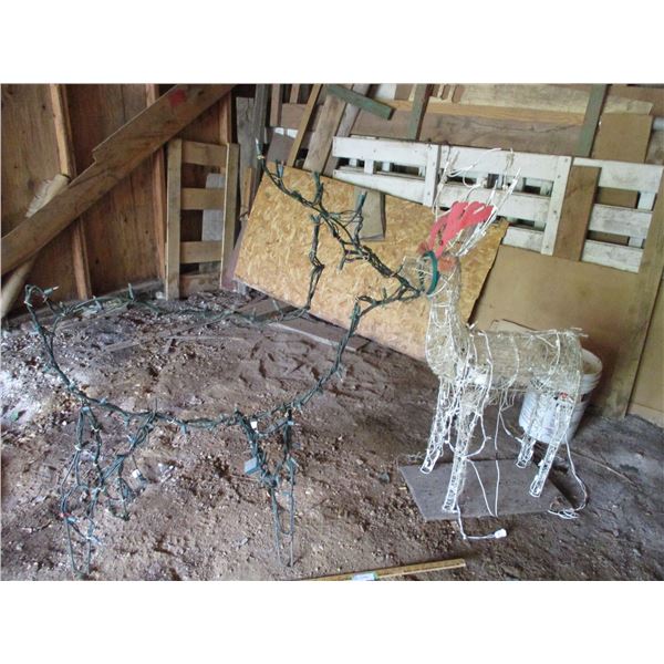 (2) Deer Christmas Decorations