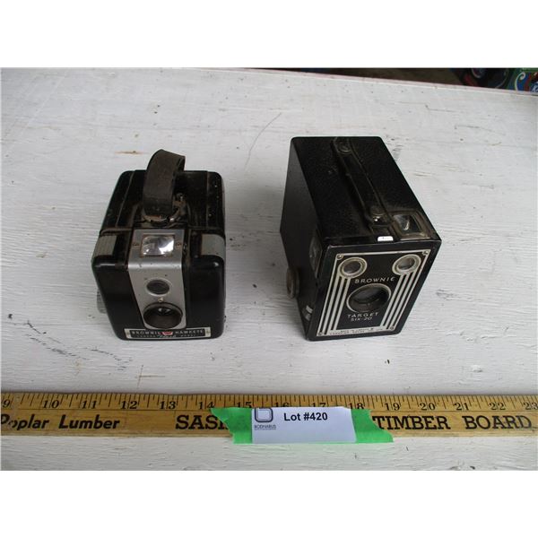 (2) Vintage Brownie Box Cameras (Hawk Eye, Target)