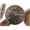 Image 2 : (2) Battery Operated Wall Clocks