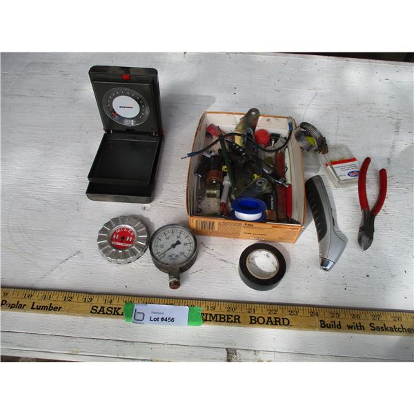 Hand Tools, Gauges, Small Scale