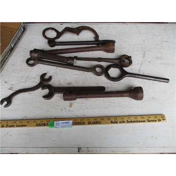 Vintage Hand Tools (Fordson, Champion)