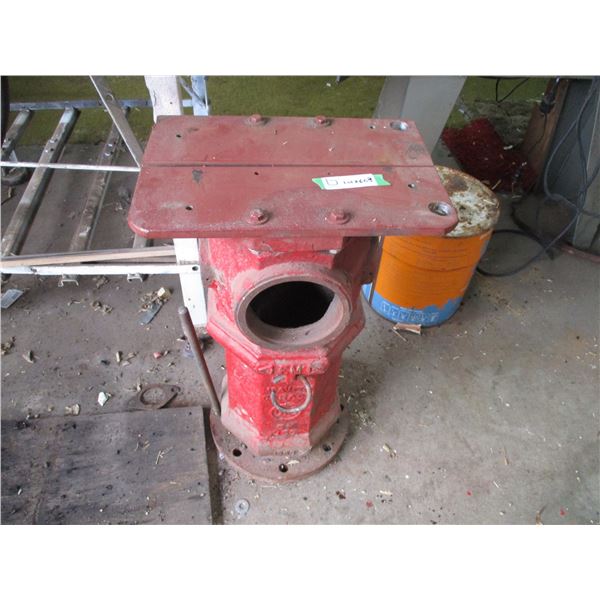 Fire Hydrant Stand (25" Tall)