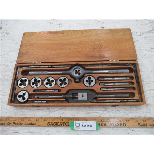 Tap & Die Set with Wooden Case