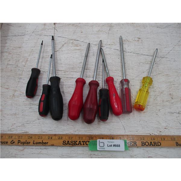 Mixed Lot of Screw Drivers