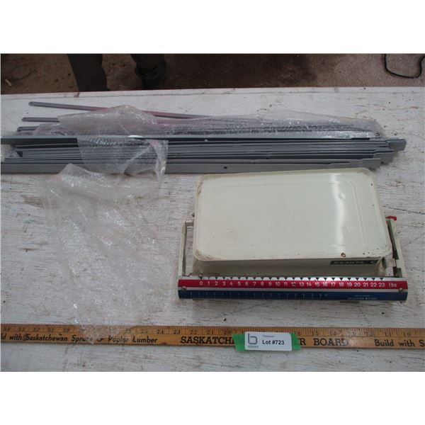 Vintage Exakta Scale, Metal Brackets