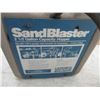Image 3 : Campbell Hausfeld 2.5 Gallon Capacity Sand Blaster, Pipe Threading Tool