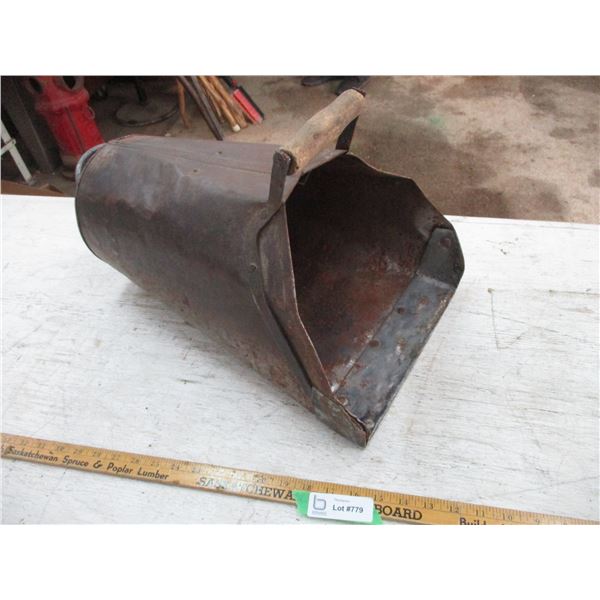 Vintage Grain Scoop