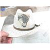 Image 5 : Wellington Knife Board, Blue Jay Key Holder, Cowboy Hat