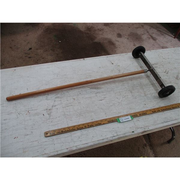 15" Floor Magnet on Wheels