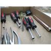 Image 3 : Nut Driver, Hammer, Pliers