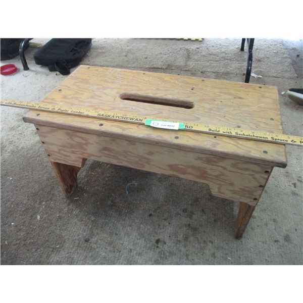 Sitting Stool (24 x 12")