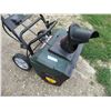 Image 2 : Yardworks Snow Thrower