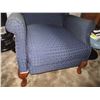 Image 3 : Queen Ann Blue Reclining Chair