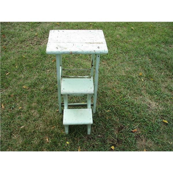 Wooden Step Stool (2' Tall)