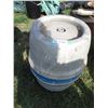 Image 1 : Okeefe Old Vienna Brewing Co. (1966 Saskatoon) Beer Keg