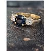Image 5 : Estate Blue Sapphire and Diamond Three-Stone Ring