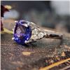 Image 4 : Beautiful Tanzanite and Diamond Right-Hand Ring
