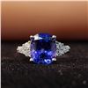 Image 5 : Beautiful Tanzanite and Diamond Right-Hand Ring