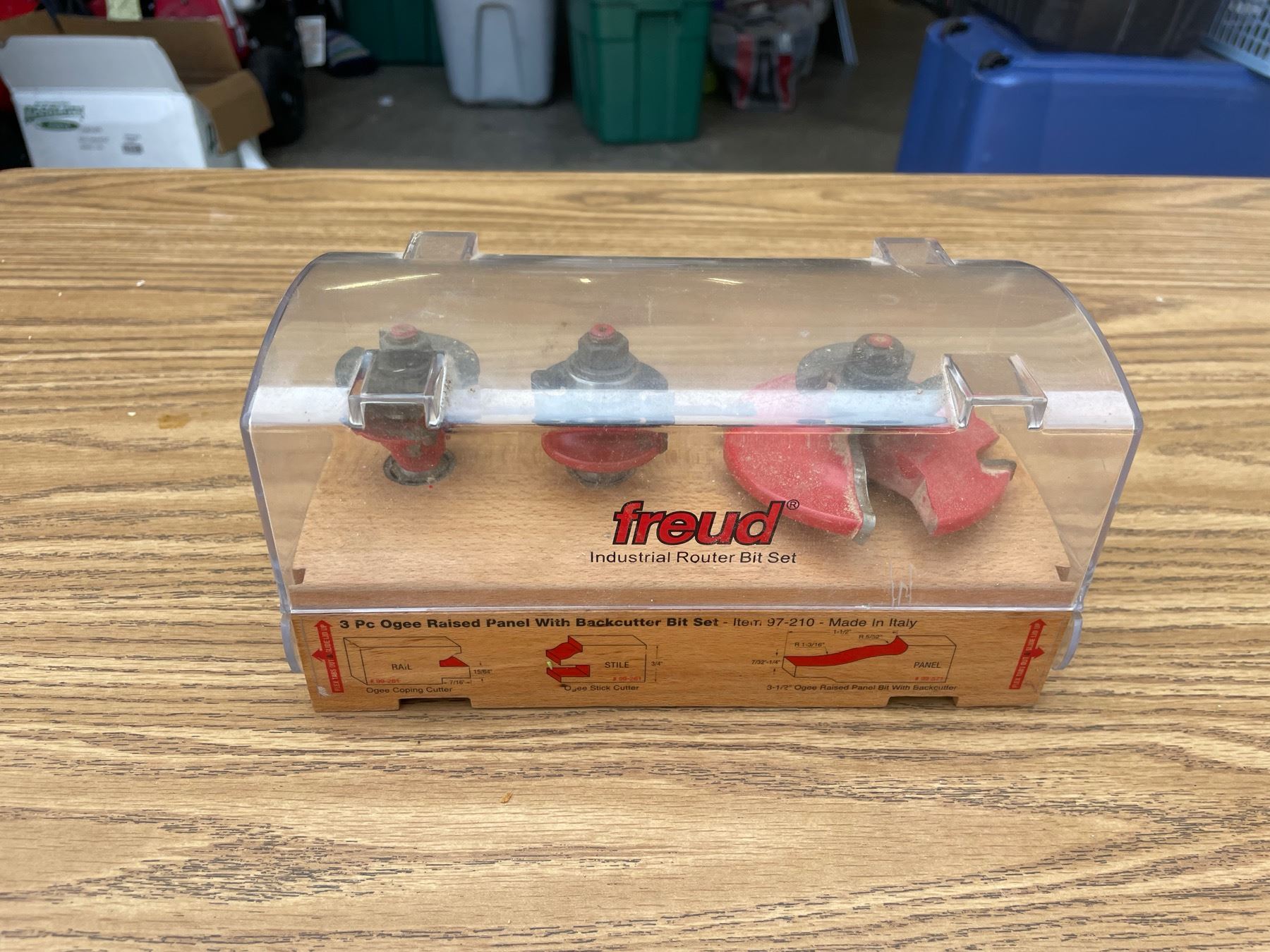 FREUD INDUSTRIAL ROUTER BIT SET