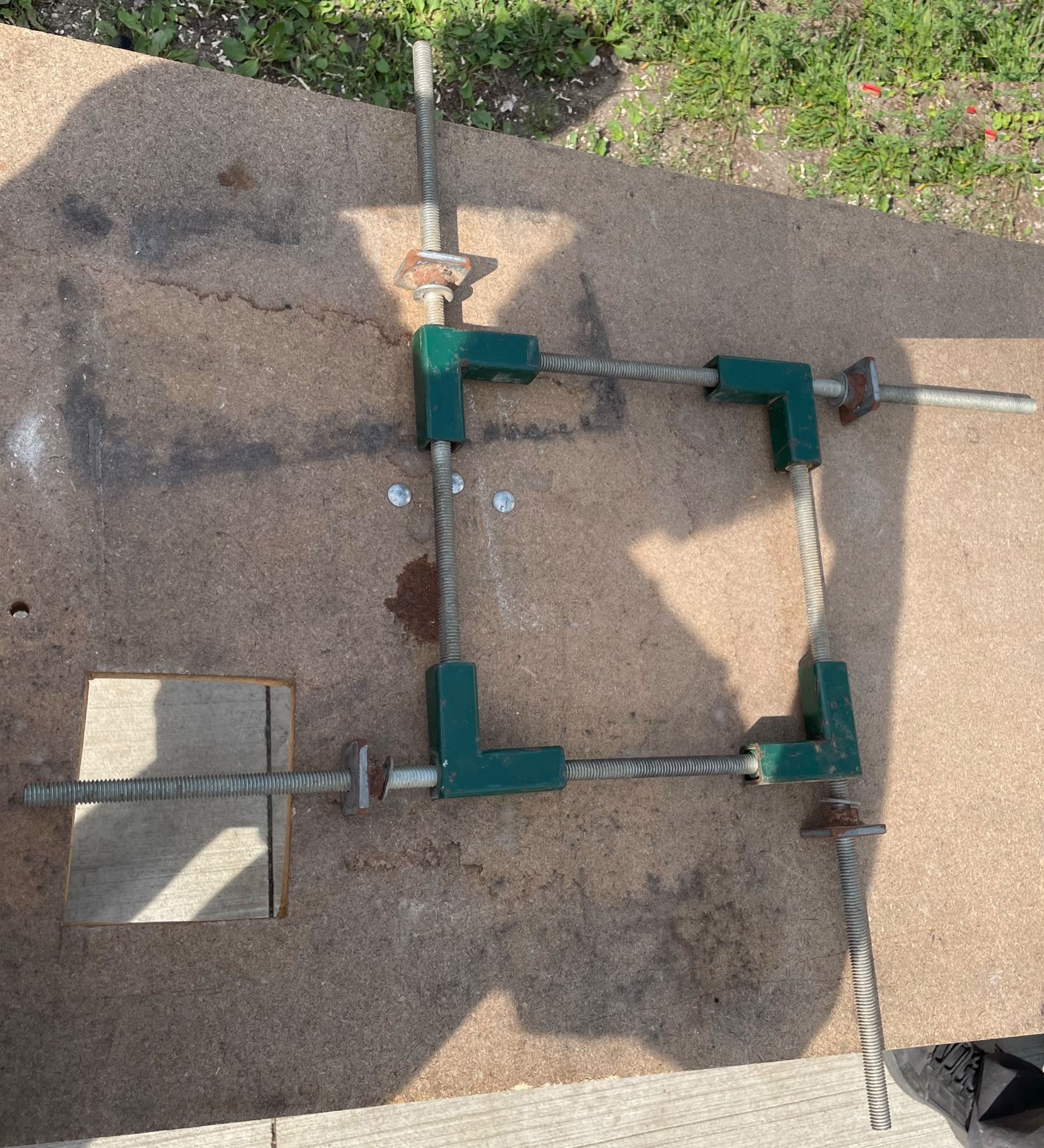 FRAMING SQUARE CLAMP