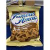 Image 2 : Famous Amos Chocolate Chip Cookies (12 x 56g)