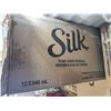 Image 2 : Silk Almond Plant Based Beverage 12x946ml