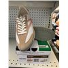 Image 1 : Tretorn Womens Size 9 Trainers