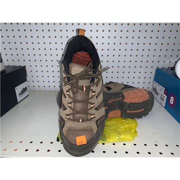 Cloudveil  Men's size 9 Hiking Shoes